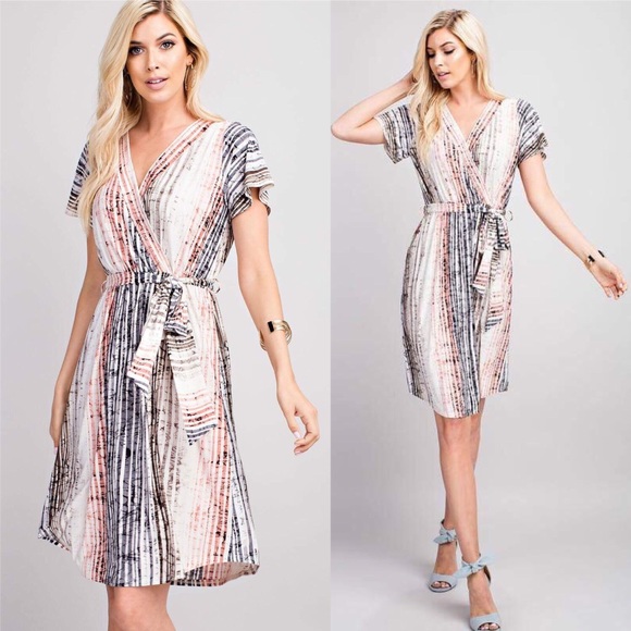 Gorgeous Striped Wrap Dress 👗Brand New WT - Picture 2 of 8